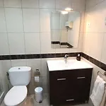 Апартаменты & Flowers Free Parking Салоу