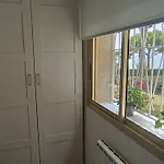 & Flowers Free Parking Апартаменты Салоу