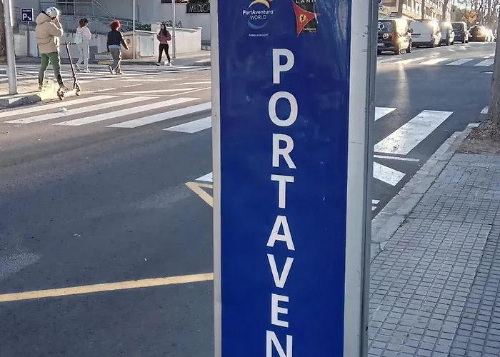 Διαμέρισμα & Flowers Free Parking