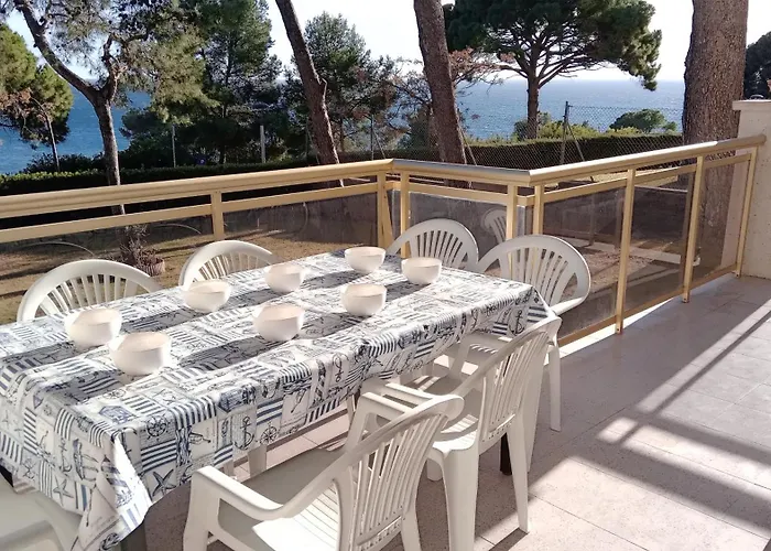 & Flowers Free Parking *